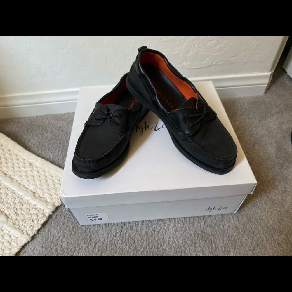 Black Topsider loafer